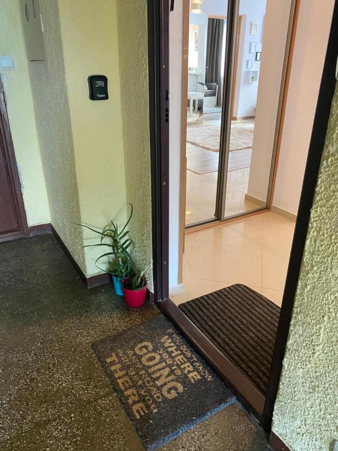 Vicky - New Apartment Centrum Srodmiescie ワルシャワ エクステリア 写真