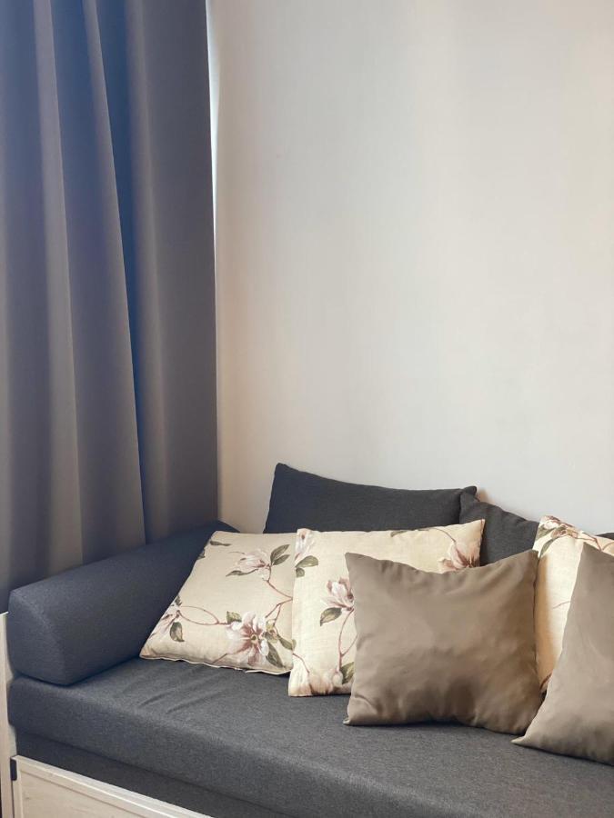 Vicky - New Apartment Centrum Srodmiescie ワルシャワ エクステリア 写真